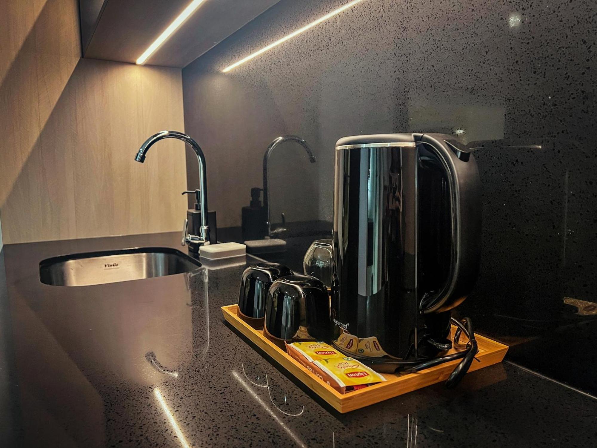 Resort Suites At Bandar Sunway Субанґ-Джая Екстер'єр фото