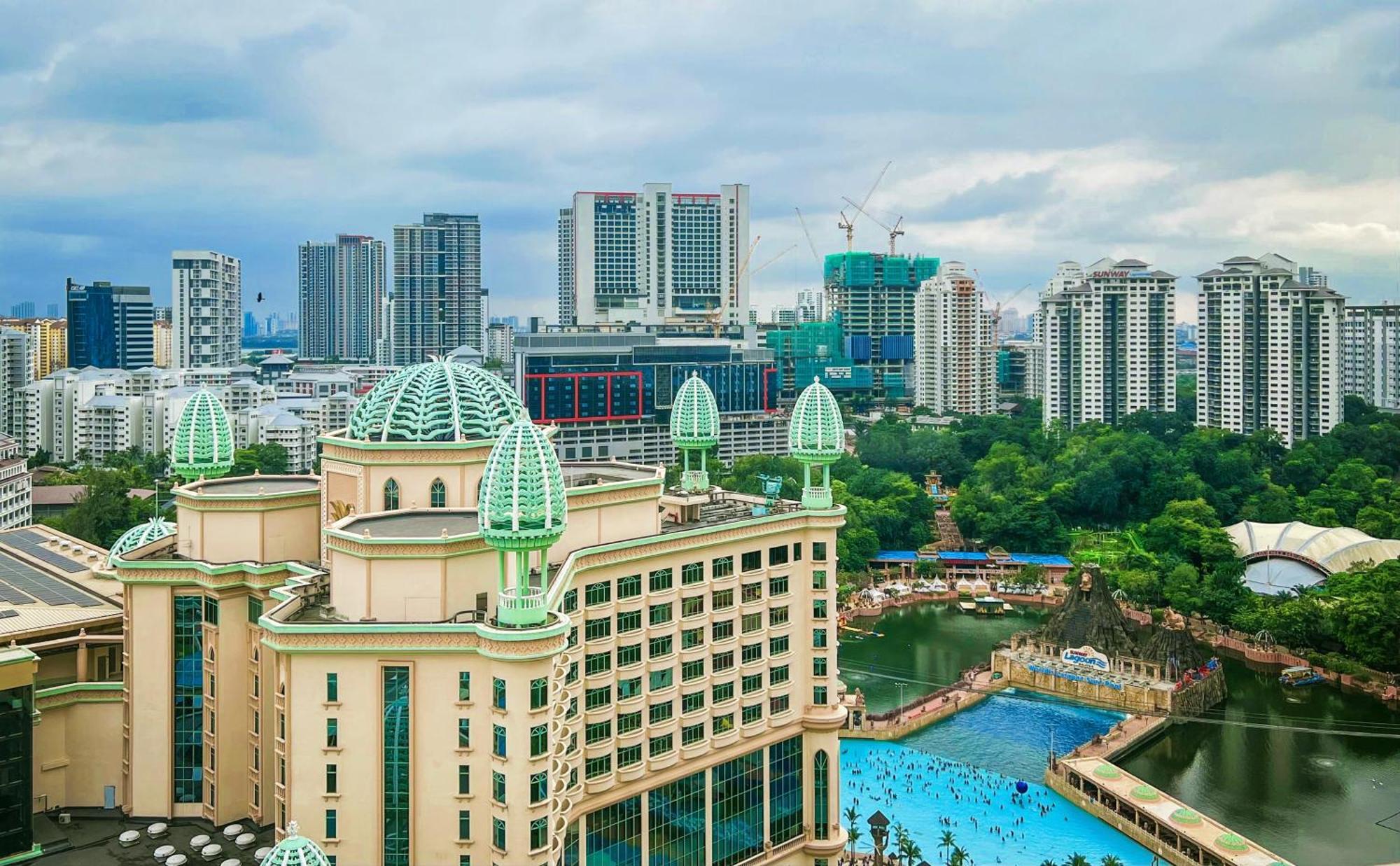 Resort Suites At Bandar Sunway Субанґ-Джая Екстер'єр фото