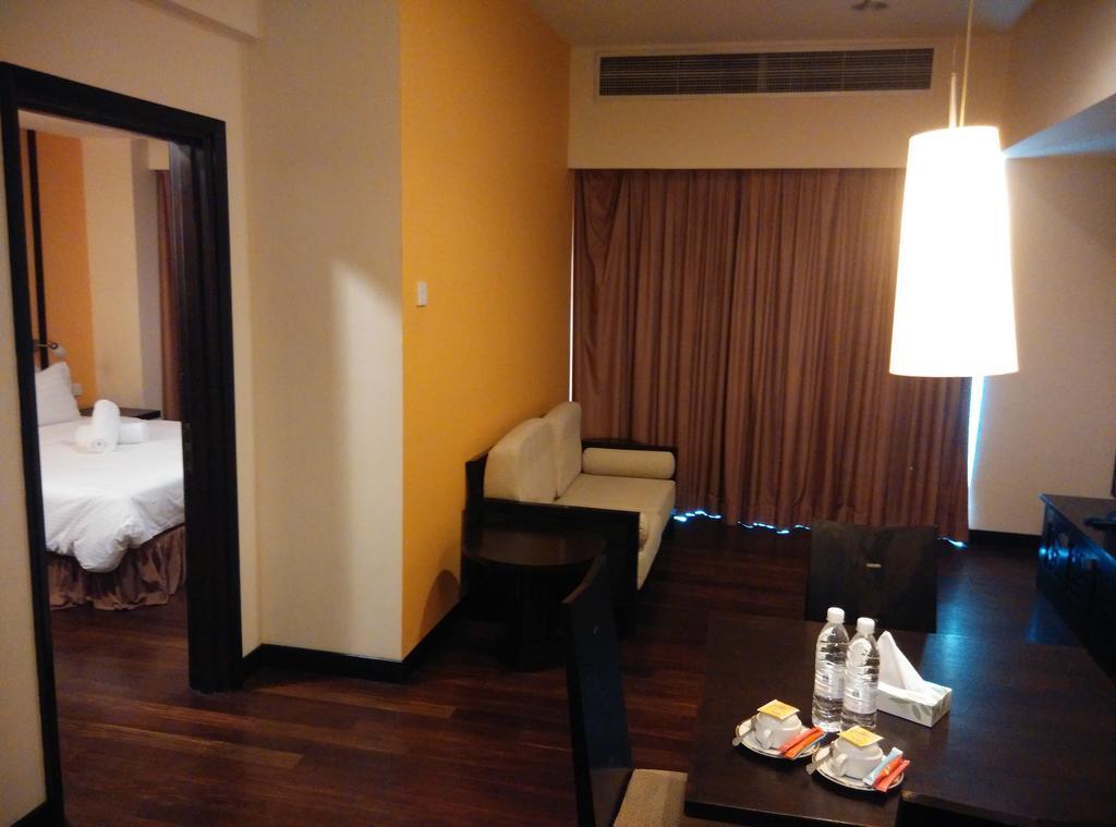 Resort Suites At Bandar Sunway Субанґ-Джая Екстер'єр фото